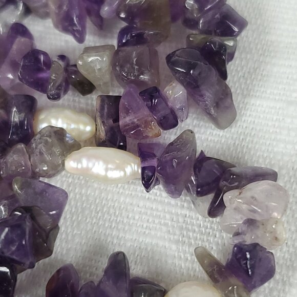 Beautiful Purple Amethyst Chip & White Pearl Continuous Strand Necklace - Picture 4 of 6